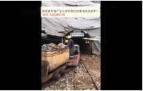 看看國外客戶是怎么評價我們的礦用鋰電池電機車？(金礦）